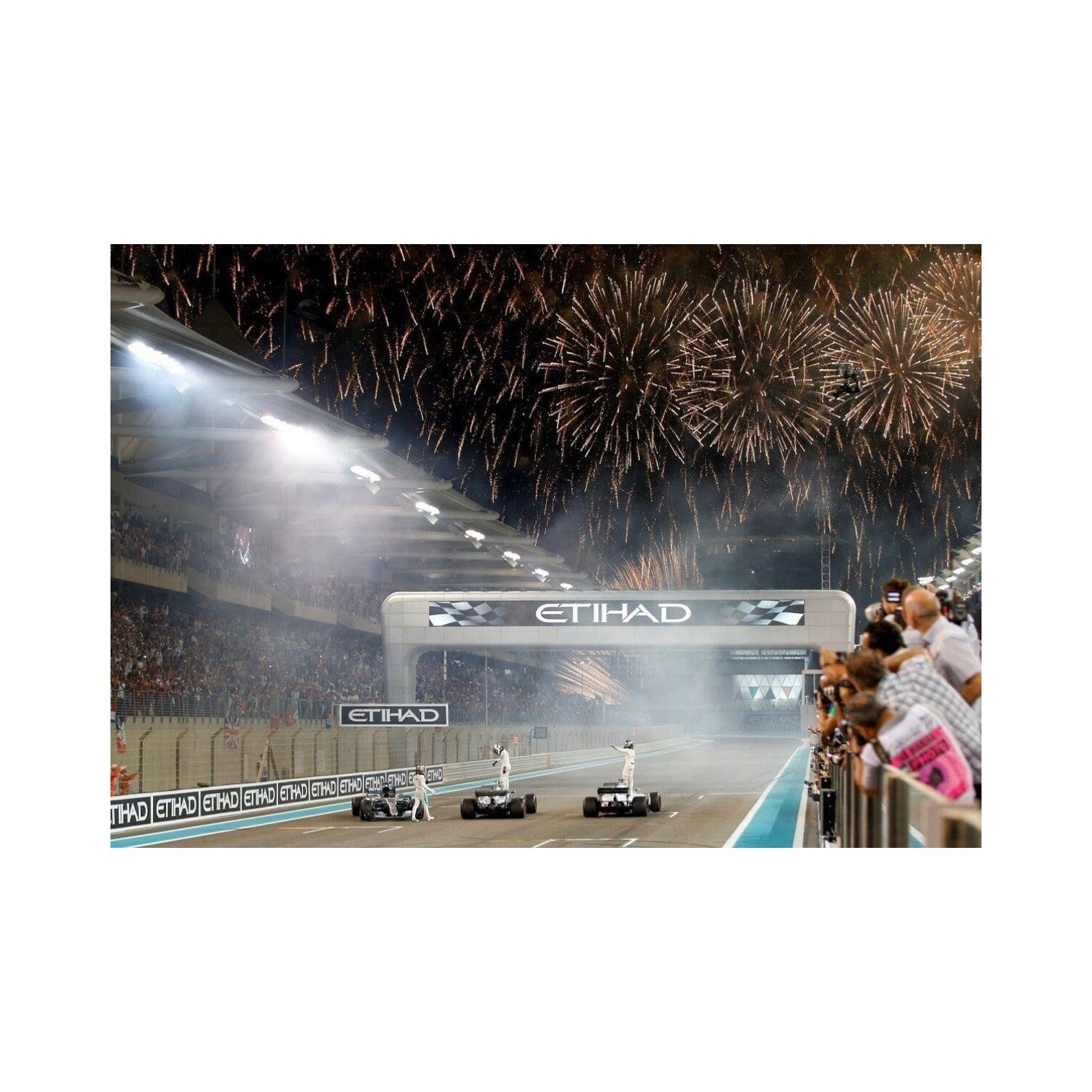 Abu Dhabi Grand Prix 2025: Ultimate F1 Weekend & Yas Island Adventure