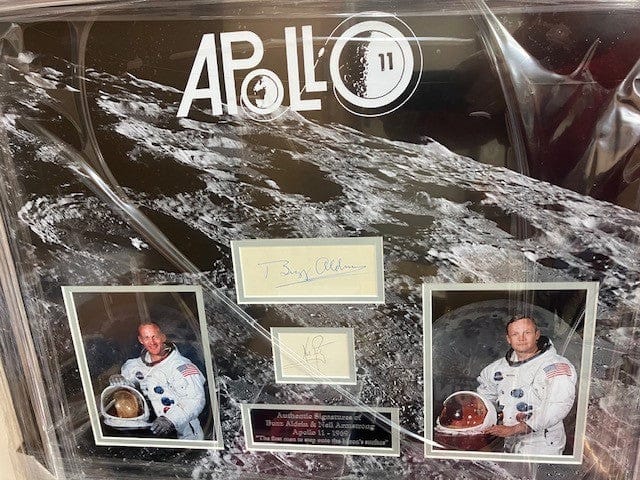 Buzz Aldrin & Neil Amstrong Signed Apollo 11 Moon Landing Presentation