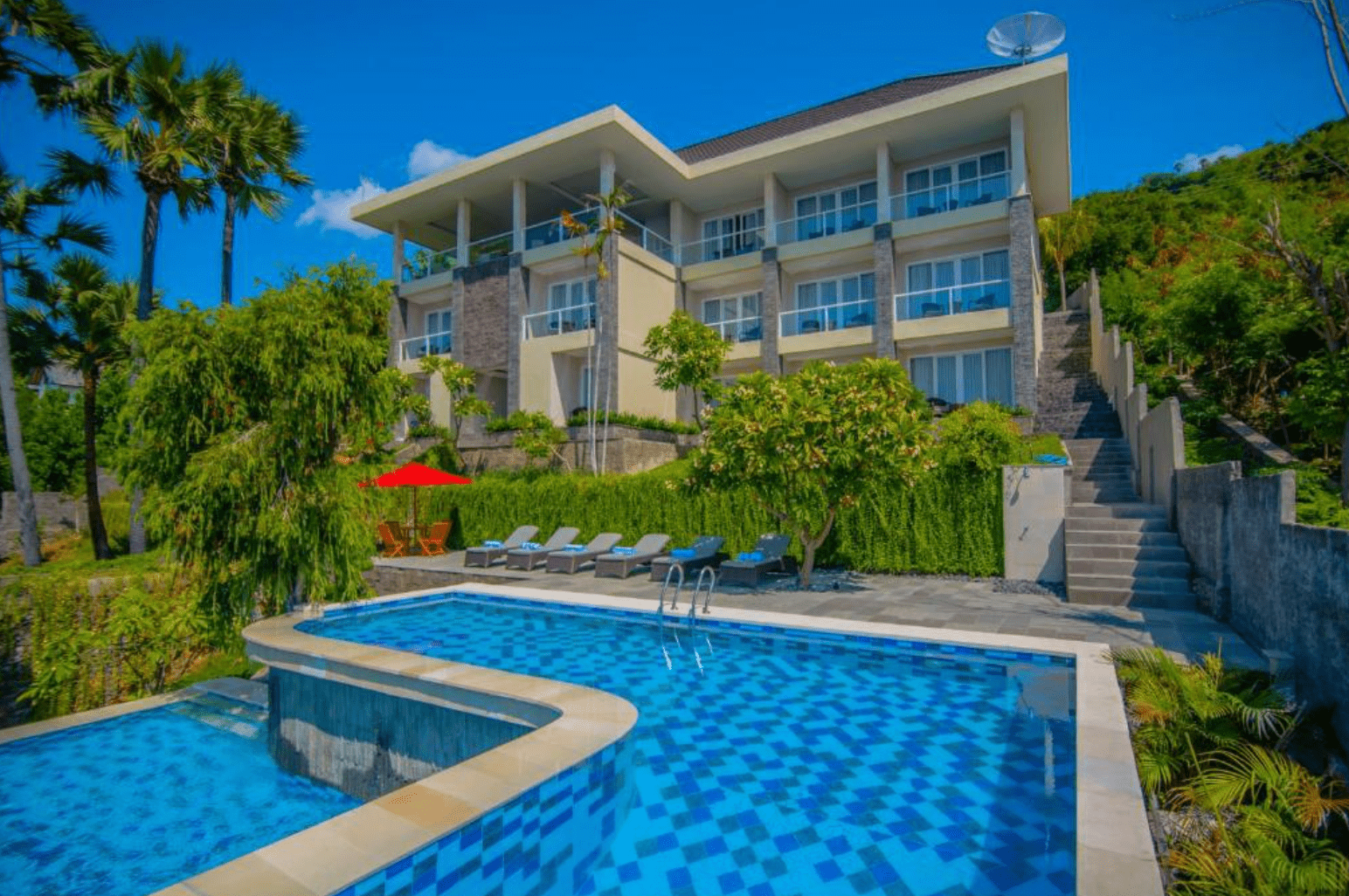 Bali Getaway Sunrise to Sunset: With The Ultimate 7-Night Seaview For 2 People