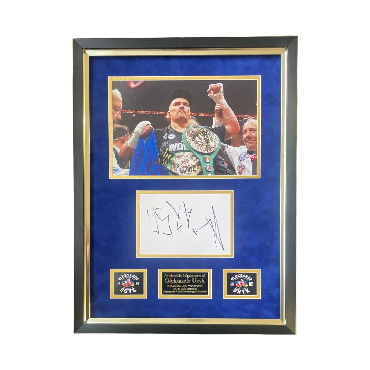 Oleksandr Usyk World Heavyweight Champion Signed Display