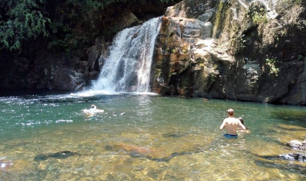 6 Nights / 7 Days Owl & The Pussy Cat Sri Lanka Tour For Two People
