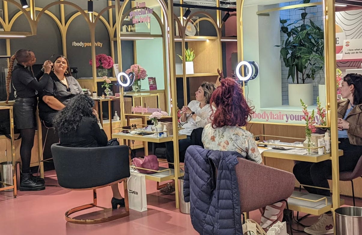 Beauty Artist Celebrity Makeup Masterclass For One Person In London