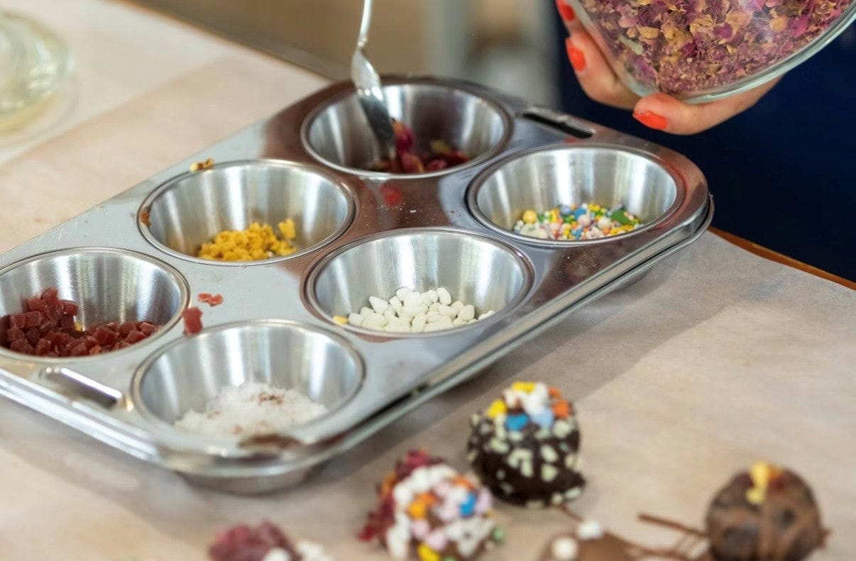 Exciting Two Hour Chocolate Making Workshop For Two - London or Manchester - Inclusive of 7 Dietary Requirements - Minimum Age 8*