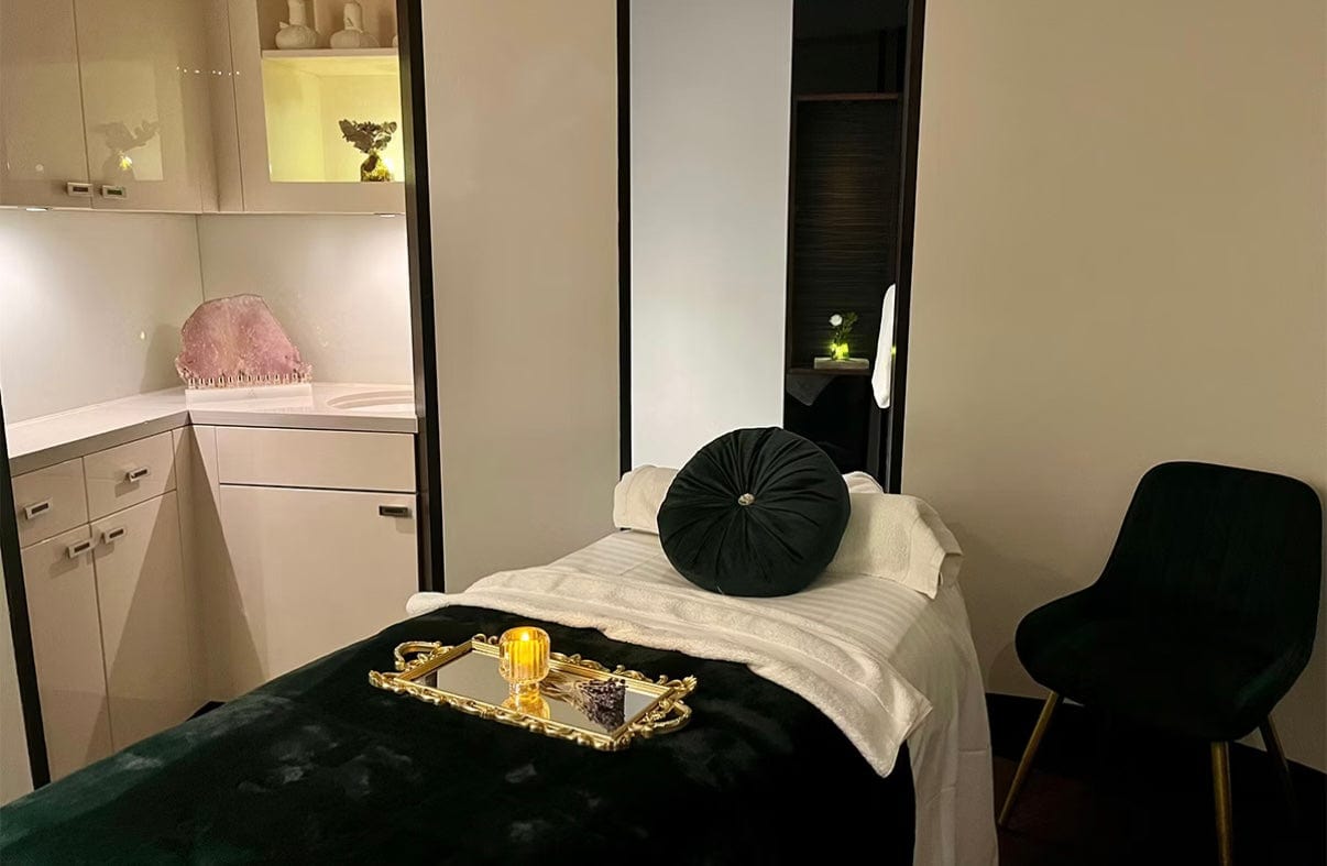 Spa with Private Steam Room Access and Treatment for Two at a 5* London Park Lane Hotel